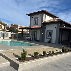 New House Affittacamere